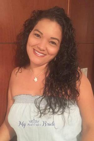 161380 - Natalia Age: 45 - Colombia