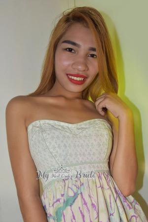 176672 - Crizelle Age: 29 - Philippines