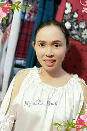 184054 - Kwanjit Age: 44 - Thailand