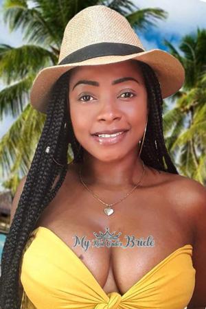 205903 - Cesie Age: 41 - Colombia