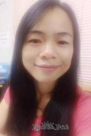 207202 - Wipaporn Age: 43 - Thailand