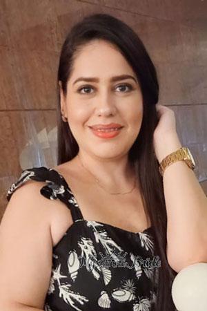 213622 - Hilary Age: 36 - Colombia