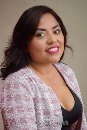216812 - Paola Age: 38 - Peru