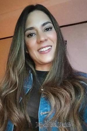 223221 - Maria Fernanda Age: 30 - Costa Rica