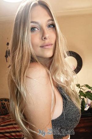 223297 - Lucia Age: 29 - Argentina