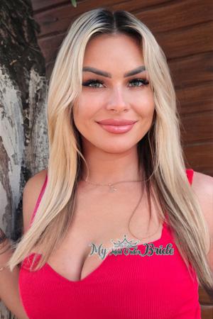 224582 - Angelica Age: 34 - Ukraine