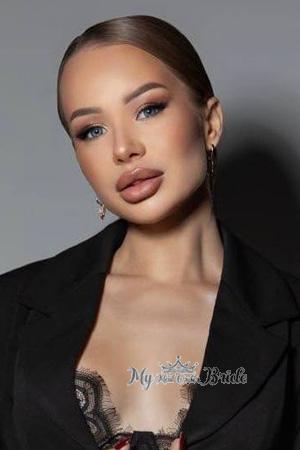 227344 - Yuliia Age: 33 - Ukraine
